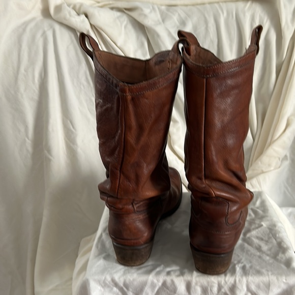 Western boot, for ladies, made in Bolivia. Brown leather size 9. - Picture 7 of 8